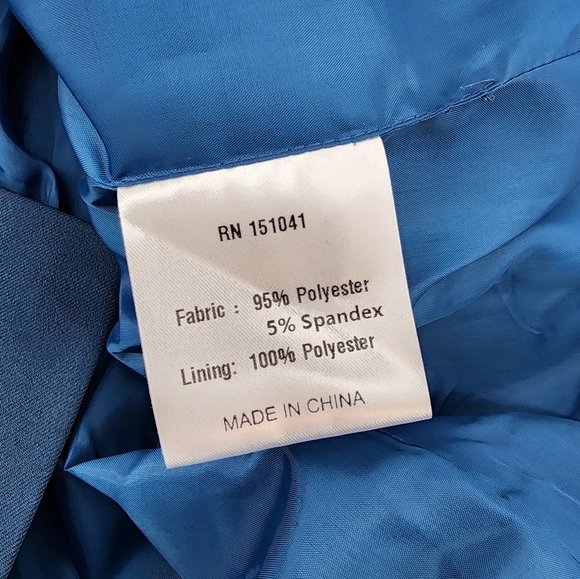 Reveriee Blue Button Front Blazer Brand New Size Small - Picture 8 of 12